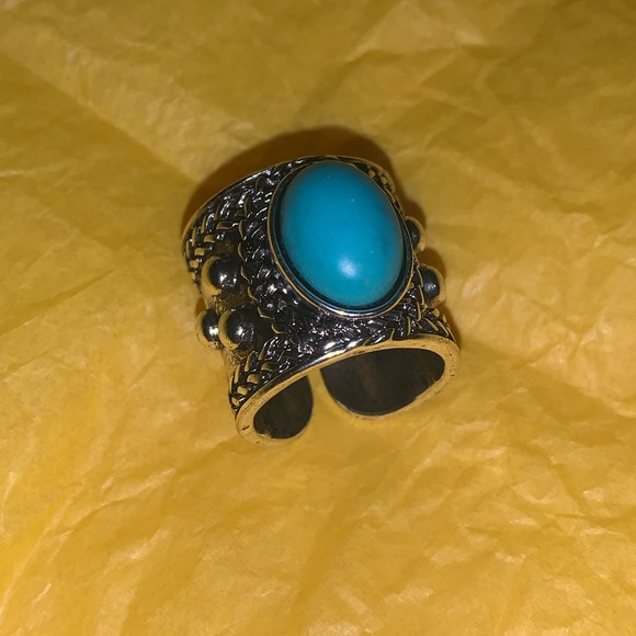 FREE WITH PURCHASE Turquoise Ring - Picture 1 of 2
